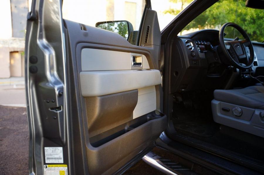  Ford F-150 4x4 SuperCrew 2011 года  (фото 11 из 37)